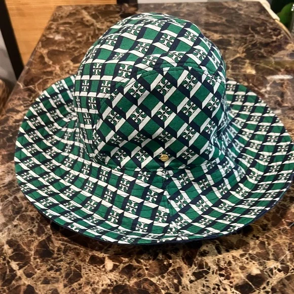 Tory Burch Accessories Tory Burch Reversible Bucket Hat New
